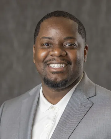 Dr. Wade Manora, Jr.