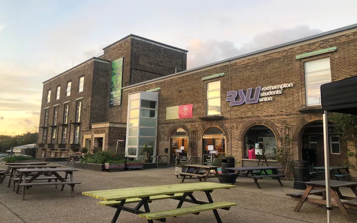 Brick building with "Roehampton Students' Union" written on wall