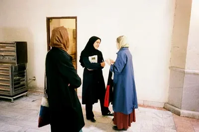 Donna Jo Napoli and others in Isfahan 