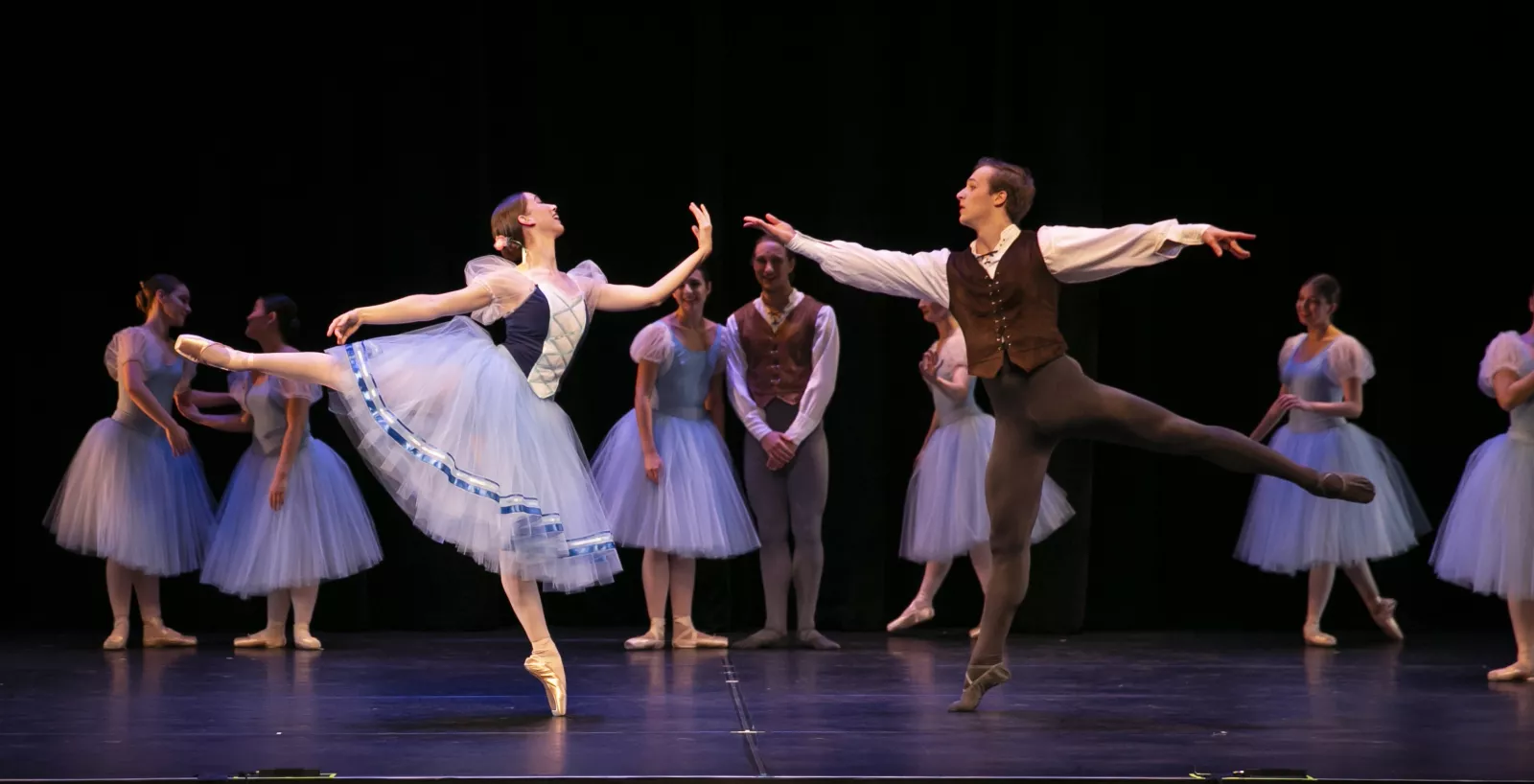 Students rehearsing GISELLE for performance. 