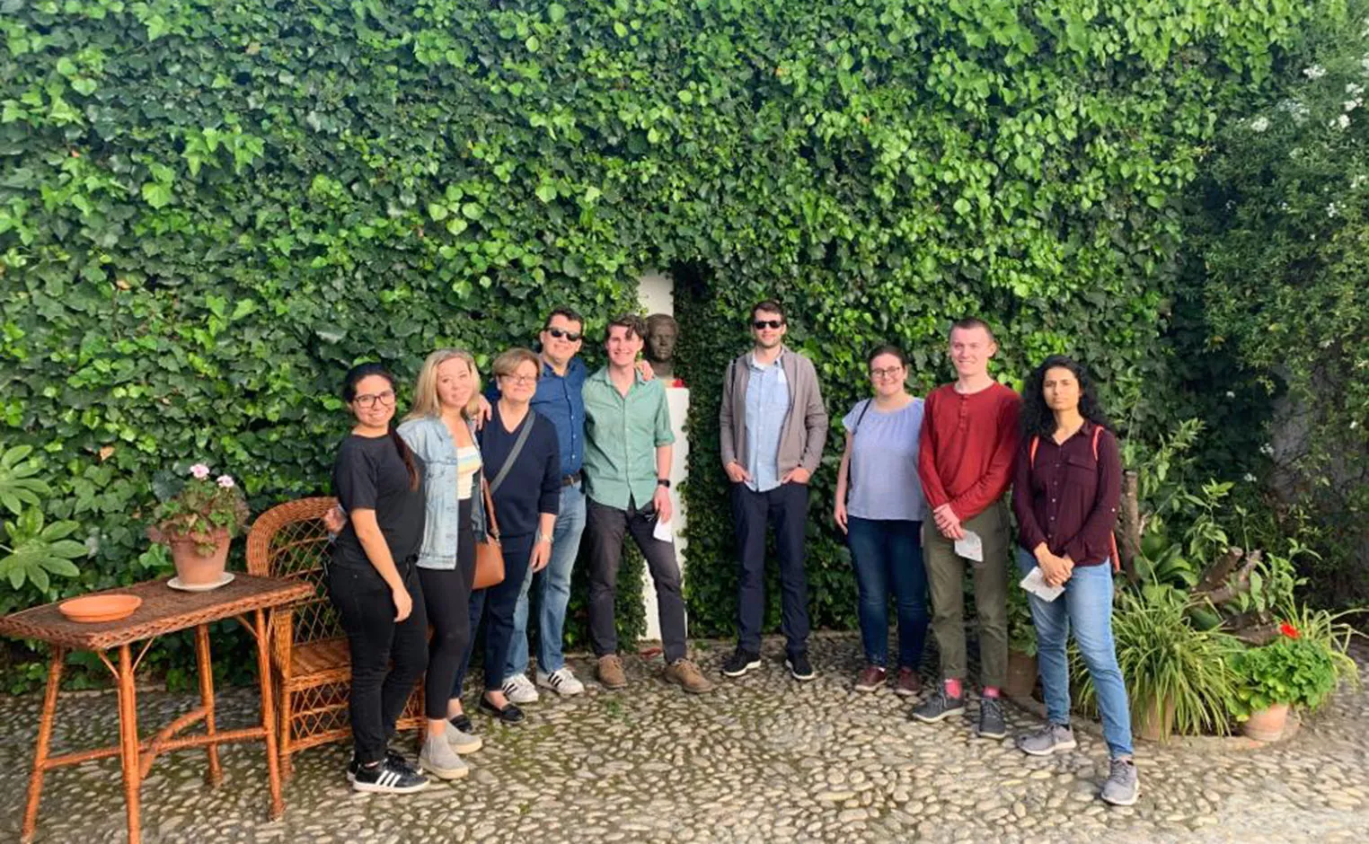 students and prof in garden of museum Lorca